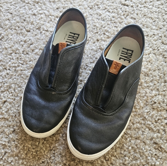 Frye Sleek Black Maya Leather Women's Slip-On Loafers, Size 7.5 - Picture 1 of 10